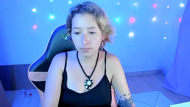 Ginger Sweetty online show from December 15, 2024, 12:40 am