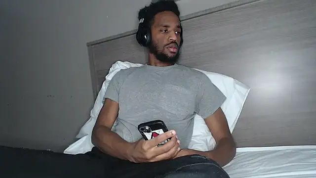 Snapshot of ChrisVacher chatting on February 19, 2025, 5:38 pm ChrisVacher online show from February 19, 2025, 5:38 pm