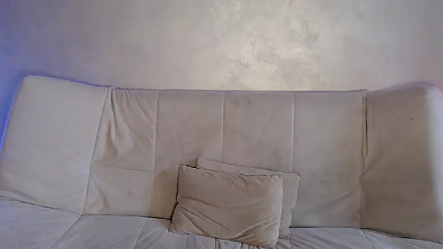 Snapshot of -Yummybabes- chatting on September 19, 2025, 1:56 pm -Yummybabes- online show from September 19, 2025, 1:56 pm