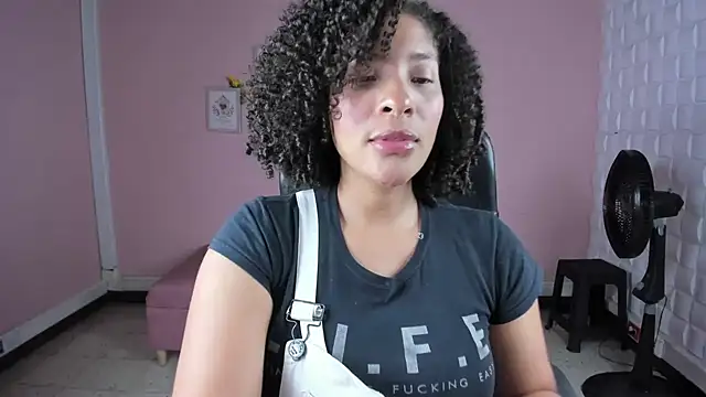 DannaBerry online show from January 11, 2025, 3:09 pm