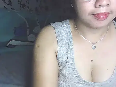 Snapshot of lovely_samxxx24 chatting on January 12, 2025, 3:25 pm lovely samxxx24 online show from January 12, 2025, 3:25 pm