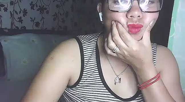 Snapshot of lovely_samxxx24 chatting on February 27, 2025, 1:48 am lovely samxxx24 online show from February 27, 2025, 1:48 am