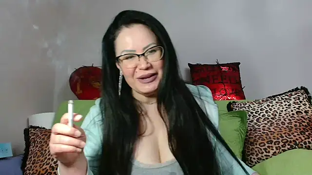 x  KHALEESI  x online show from February 23, 2025, 10:09 pm