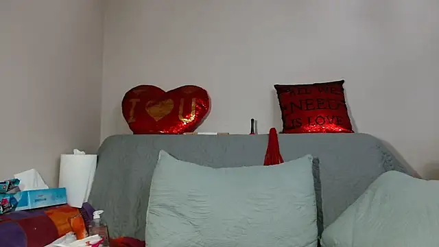 x  KHALEESI  x online show from October 31, 2025, 2:51 pm