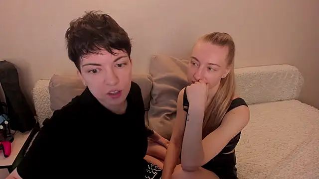 secret dreams   online show from March 7, 2025, 8:56 am