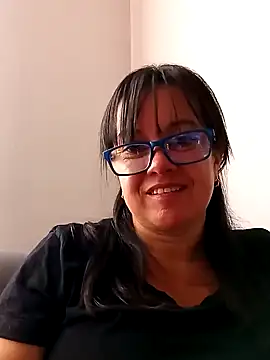 Snapshot of Sonialorens_ chatting on January 15, 2025, 10:02 pm Sonialorens  online show from January 15, 2025, 10:02 pm