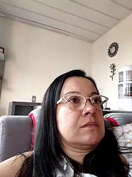 Snapshot of Sonialorens_ chatting on June 16, 2026, 8:44 pm Sonialorens online show from June 16, 2026, 8:44 pm