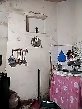 starplss online show from November 2, 2025, 9:39 pm