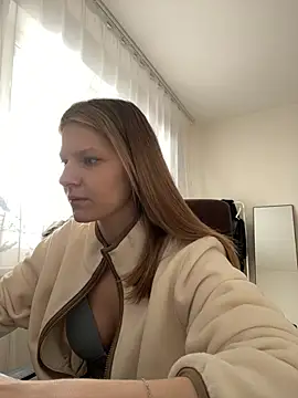 Snapshot of MaryHiggins chatting on February 5, 2026, 11:04 am MaryHiggins online show from February 5, 2026, 11:04 am