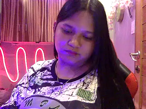 EmpressYna online show from September 23, 2025, 3:26 pm