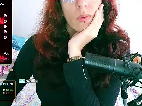 Snapshot of thecherry_Paulette chatting on October 27, 2025, 2:10 pm thecherry Paulette online show from October 27, 2025, 2:10 pm