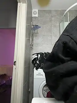 B Ratz online show from February 20, 2025, 11:32 pm