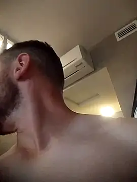 Juninho5755 online show from November 16, 2025, 5:40 pm