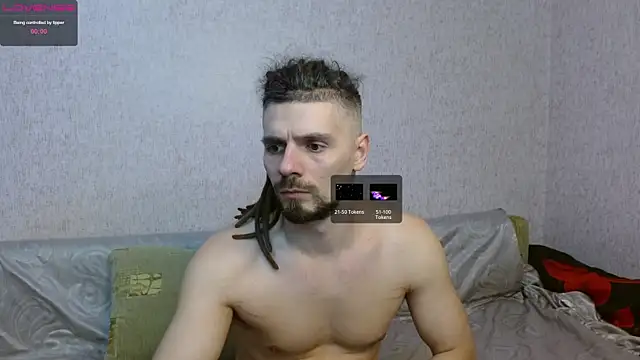 Aestheticguy101 online show from March 3, 2025, 4:35 pm