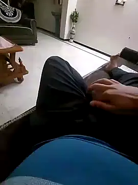 vansh1802 online show from January 9, 2025, 6:15 pm