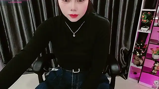 Yuki-yio online show from February 12, 2026, 1:11 am