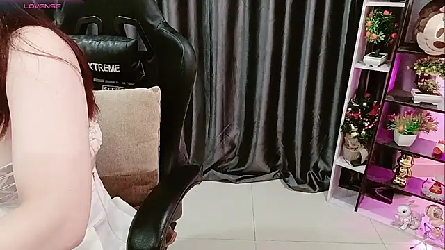 Yuki-yio online show from March 2, 2026, 5:08 am