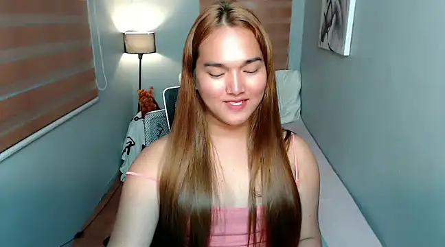 Snapshot of MoaningKylie chatting on December 9, 2024, 12:51 pm MoaningKylie online show from December 9, 2024, 12:51 pm