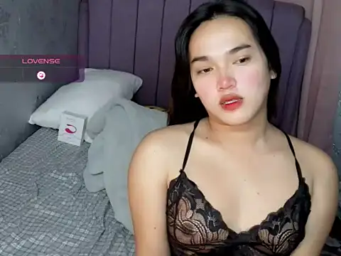 Snapshot of MoaningKylie chatting on March 1, 2026, 4:03 am MoaningKylie online show from March 1, 2026, 4:03 am