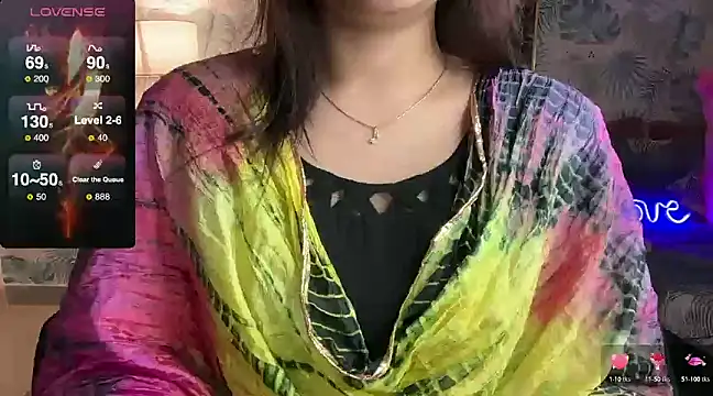 Snapshot of Sizzling__ZAARA chatting on February 2, 2025, 9:40 am Sizzling ZAARA online show from February 2, 2025, 9:40 am