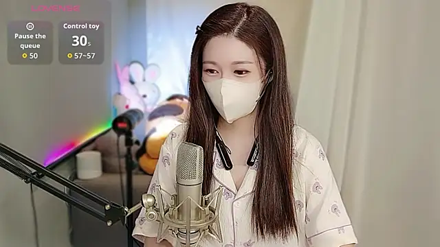 tw lala online show from October 24, 2025, 4:47 pm