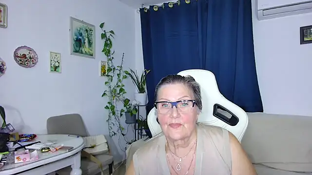 Selenna57 online show from March 26, 2026, 6:35 pm