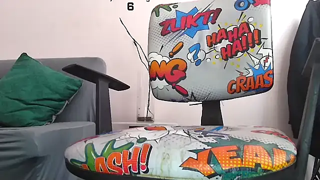 ChubbyLatin  online show from January 15, 2025, 2:46 pm