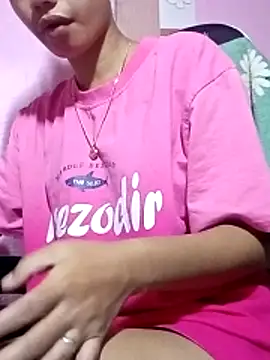 Cutie body11 online show from December 19, 2025, 12:06 am