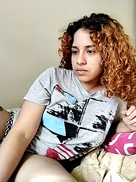 EmmaMelissa0521 online show from December 13, 2025, 7:53 pm