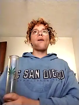 Snapshot of EmmaMelissa0521 chatting on February 2, 2026, 9:13 pm EmmaMelissa0521 online show from February 2, 2026, 9:13 pm