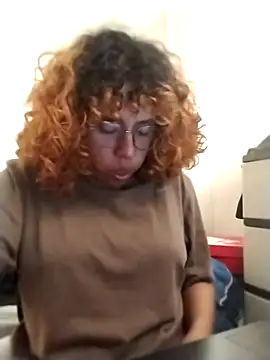 Snapshot of EmmaMelissa0521 chatting on February 5, 2026, 9:19 pm EmmaMelissa0521 online show from February 5, 2026, 9:19 pm