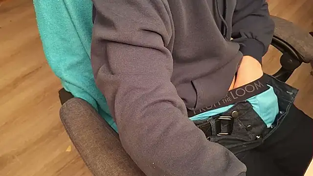 Danyell K287 online show from April 23, 2026, 8:44 pm