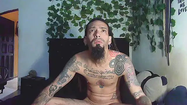 Snapshot of caribbeanlover1 chatting on April 7, 2026, 12:38 pm caribbeanlover1 online show from April 7, 2026, 12:38 pm