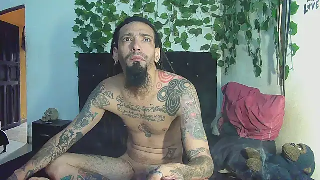 Snapshot of caribbeanlover1 chatting on April 8, 2026, 12:49 pm caribbeanlover1 online show from April 8, 2026, 12:49 pm