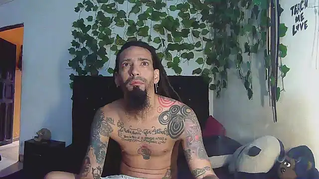 Snapshot of caribbeanlover1 chatting on April 9, 2026, 1:05 pm caribbeanlover1 online show from April 9, 2026, 1:05 pm