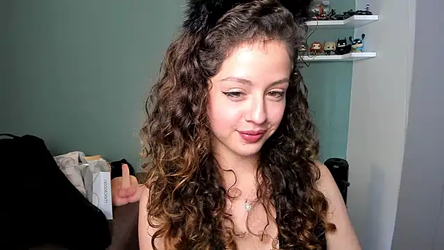 Cassandra Caiin online show from December 8, 2024, 3:56 pm