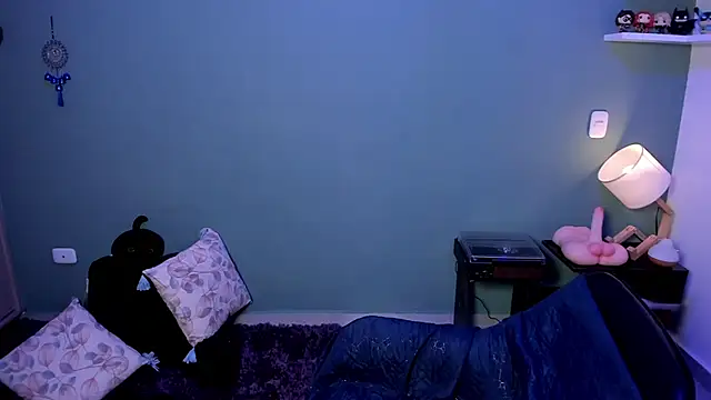 Cassandra Caiin online show from December 20, 2024, 5:04 am