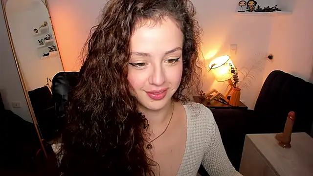 Cassandra Caiin online show from February 9, 2026, 12:03 am