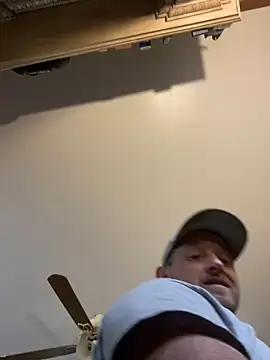 smokeymt420 online show from January 17, 2025, 6:12 pm