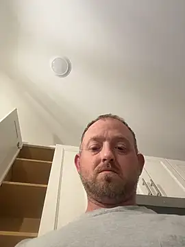 smokeymt420 online show from October 26, 2025, 3:34 am