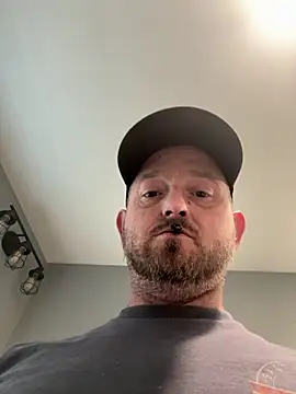 smokeymt420 online show from April 1, 2026, 6:49 pm