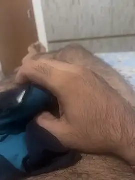 Snapshot of bigshow112 chatting on September 28, 2025, 6:35 pm bigshow112 online show from September 28, 2025, 6:35 pm