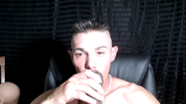 ThickD2C online show from February 14, 2025, 7:54 pm