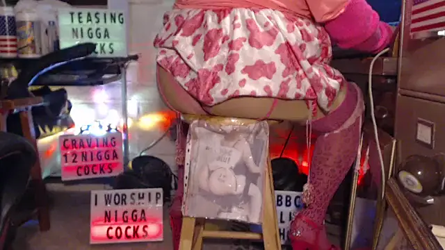 Snapshot of tgirljillforbbc chatting on November 6, 2025, 7:04 pm tgirljillforbbc online show from November 6, 2025, 7:04 pm