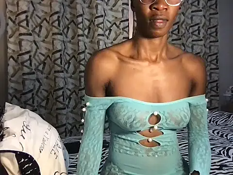 Snapshot of choco_petite chatting on February 27, 2025, 3:25 am choco petite online show from February 27, 2025, 3:25 am