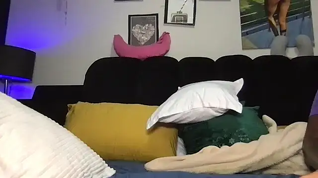 choco petite online show from April 26, 2026, 5:16 am