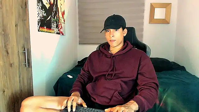 Liam V online show from January 10, 2025, 3:50 am