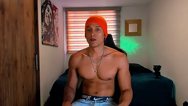 Liam V online show from January 30, 2025, 8:53 pm