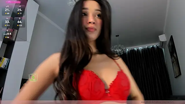 Snapshot of sweetest_candy chatting on November 19, 2025, 5:46 pm sweetest candy online show from November 19, 2025, 5:46 pm