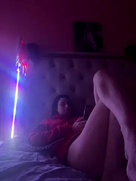 Flossy Vettie online show from December 3, 2025, 8:07 pm